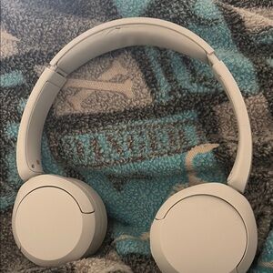 Sony White Wireless Headphones
